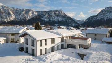 Luftaufnahme einer Immobilie Luftaufnahme einer Immobilie in Inzell, Bayern